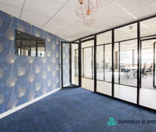 Bureau privé 48 m² 12 postes Coworking Rue Royale Saint-Cloud 92210 - photo 1